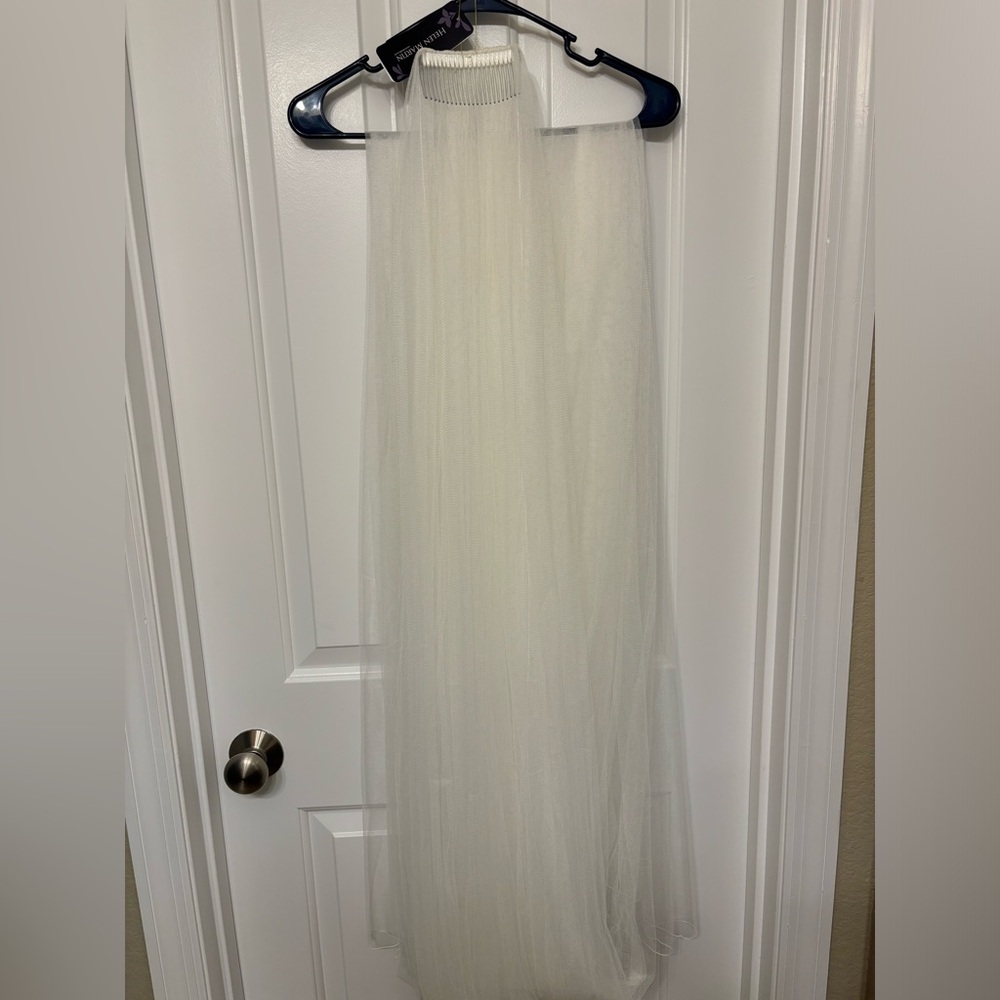 NWT Helen Martin uk long wedding veil